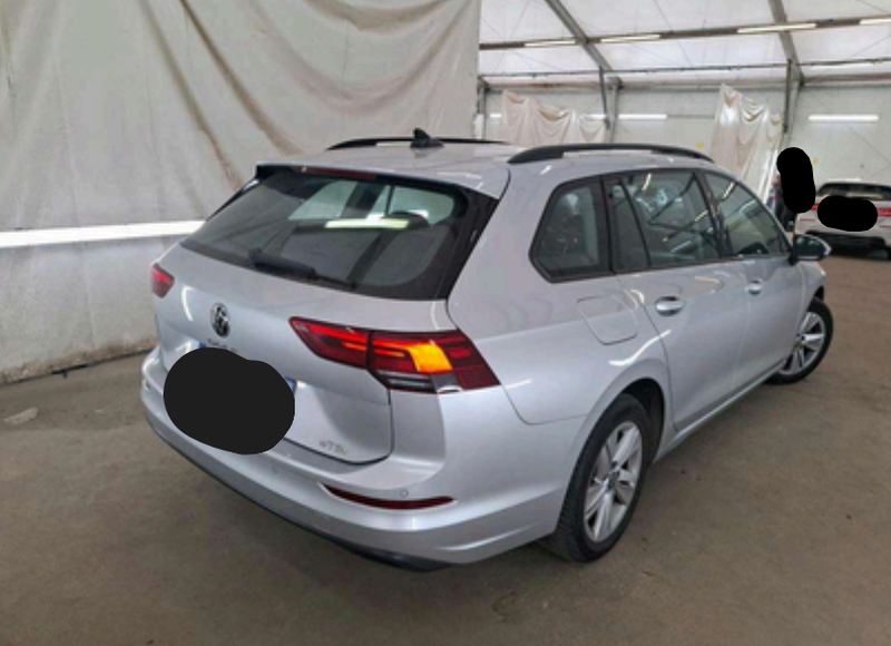 Volkswagen Golf VIII 1.5 eTSI ACT Life Plus 2022 – снимка 5