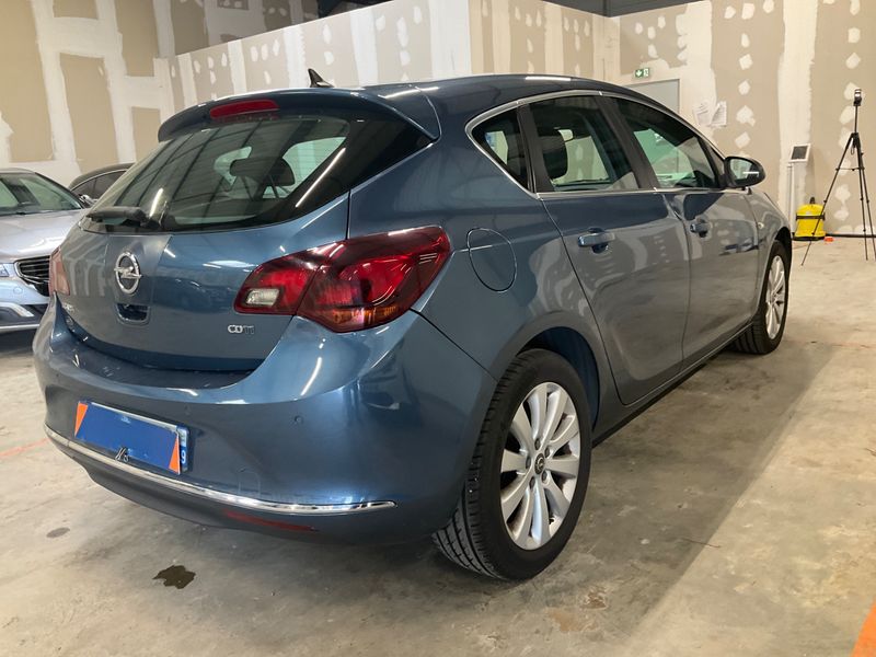 Opel Astra 1.6 CDTI DPF Cosmo 2014 – снимка 2