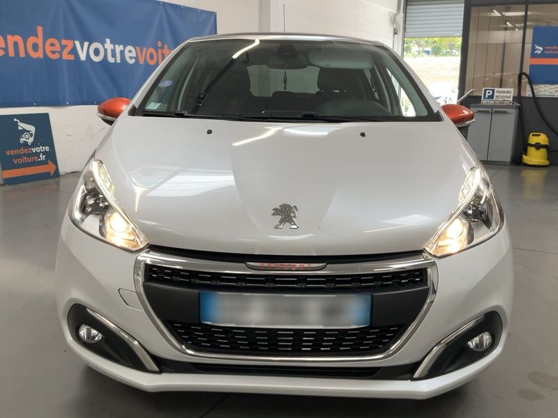 Peugeot 208 1.2 e-THP Roland Garros 2017 – снимка 14