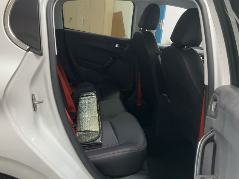 Peugeot 208 1.2 e-THP Roland Garros 2017 – снимка 19