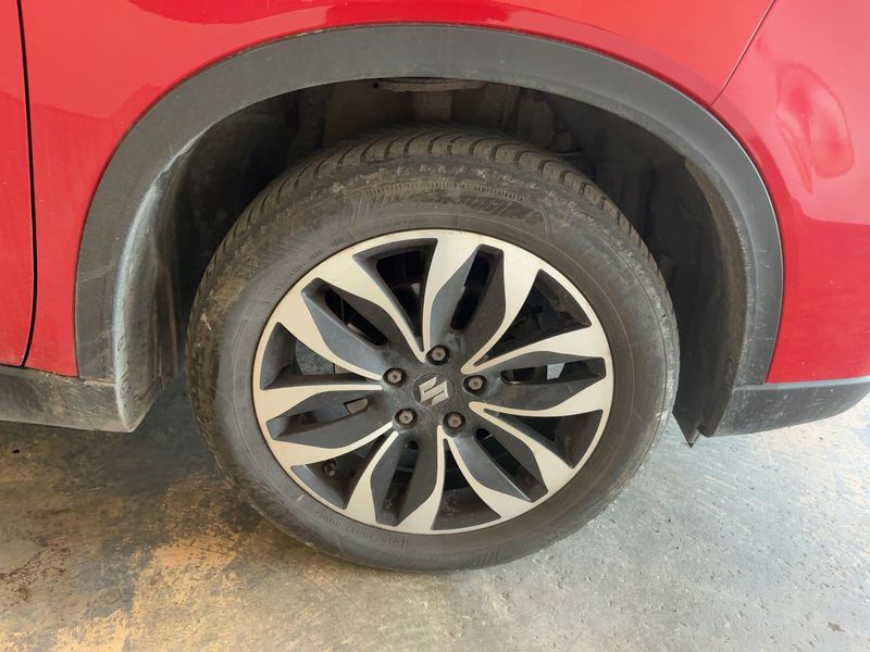 Suzuki Vitara 1.6 DDiS Pack 4x4 2016 – снимка 11