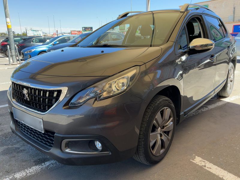 Peugeot 2008 1.6 Blue-HDi Style 2018 – снимка 2