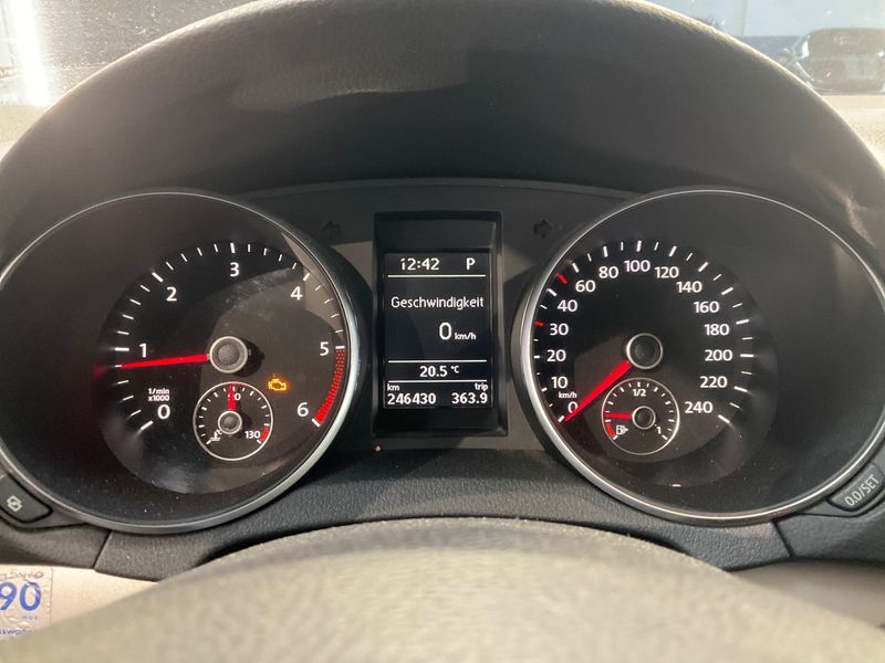 Volkswagen Golf VI 2.0 TDI Highline 2009 – снимка 4