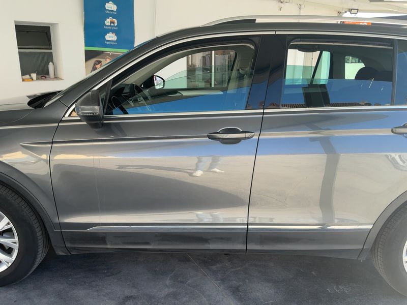 Volkswagen Tiguan 2.0 TDI Advance BlueMotion Tech 2018 – снимка 4