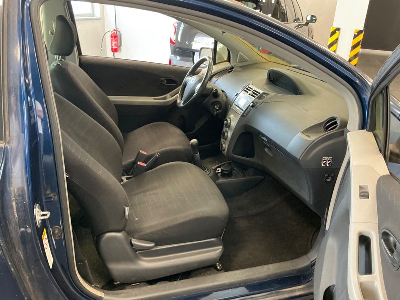 Toyota Yaris 1.0 VVT-i 2006 – снимка 3