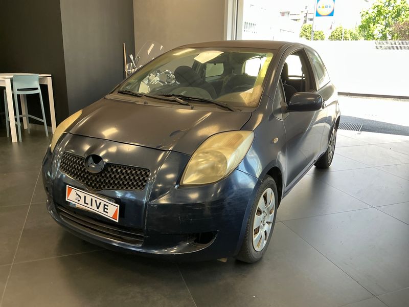 Toyota Yaris 1.0 VVT-i 2006 – снимка 1