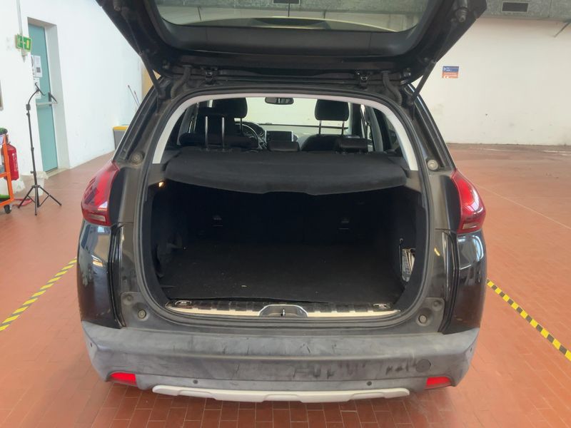 Peugeot 2008 1.6 Blue-HDi Allure 2016 – снимка 16