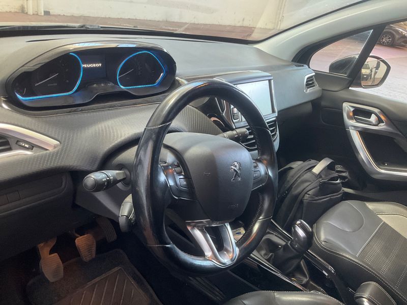 Peugeot 2008 1.6 Blue-HDi Allure 2016 – снимка 25