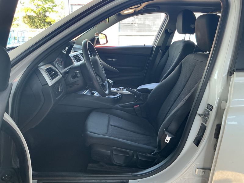 BMW 3er 318d 2013 – снимка 23