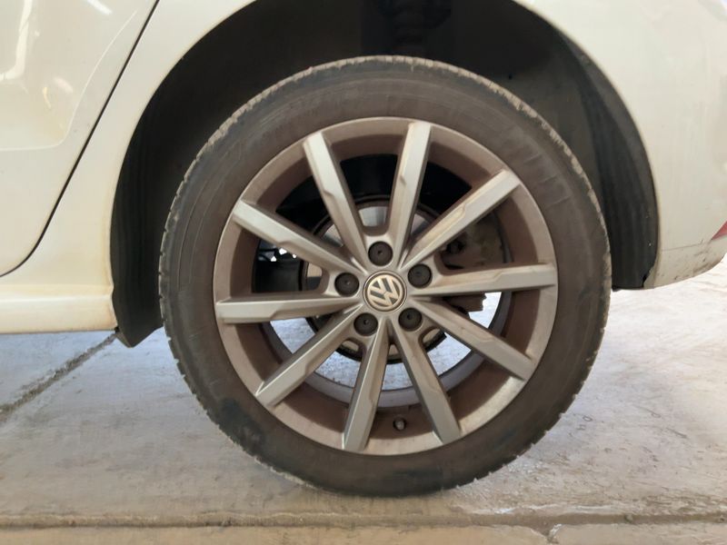 Volkswagen Polo 1.2 TSI Comfortline BlueMotion Tech 2014 – снимка 5