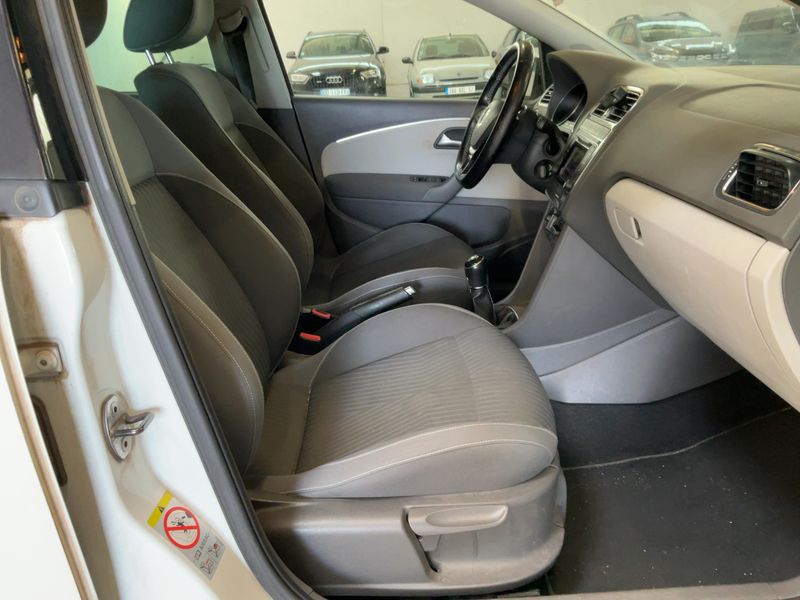 Volkswagen Polo 1.2 TSI Comfortline BlueMotion Tech 2014 – снимка 16