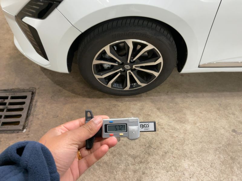 Renault Clio 1.6 Hybrid E-Tech Techno 2024 – снимка 3