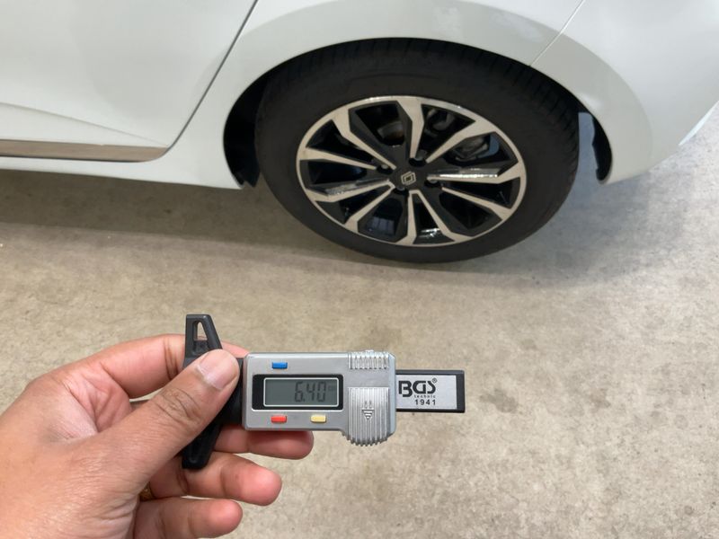 Renault Clio 1.6 Hybrid E-Tech Techno 2024 – снимка 5