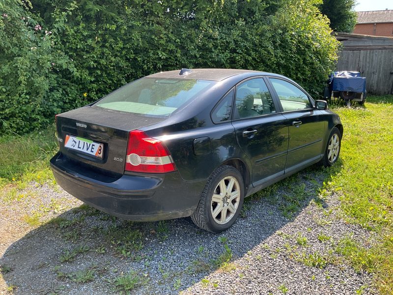 Volvo S40 2.0 D Momentum 2005 – снимка 2