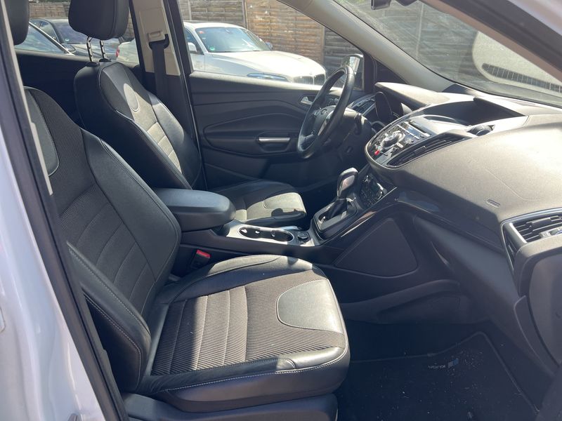 Ford Kuga 2.0 TDCi Titanium 2014 – снимка 10