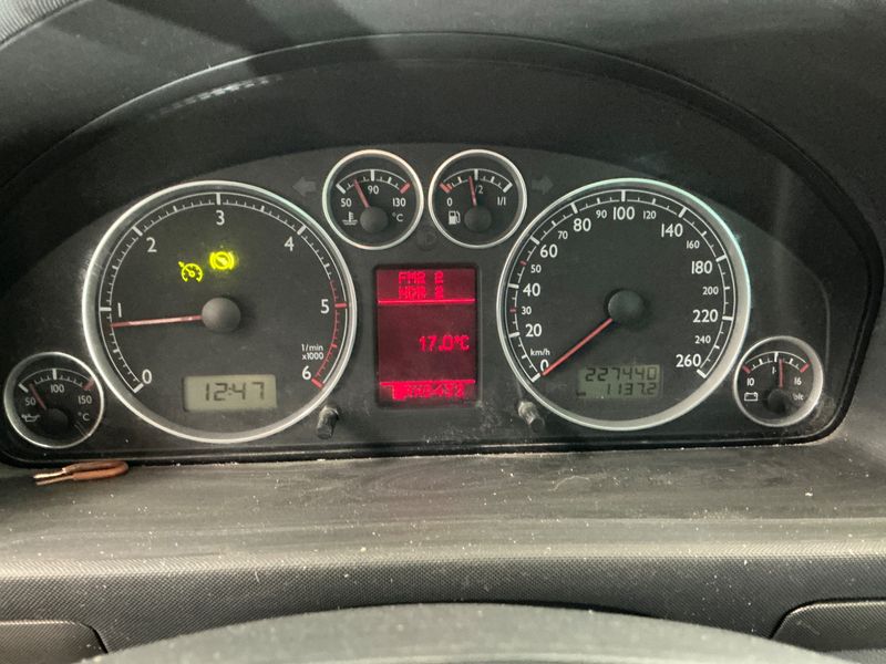Volkswagen Sharan 1.9 TDI Sportline 2005 – снимка 4