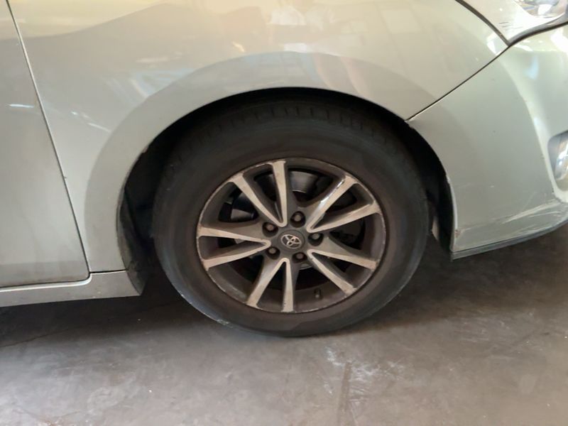 Toyota Verso 2.0 D-4D Dynamic 2013 – снимка на щета