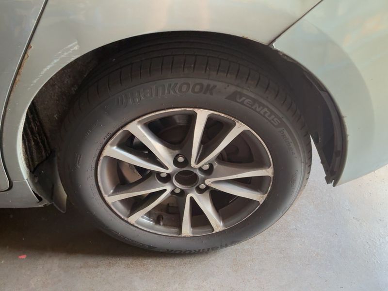 Toyota Verso 2.0 D-4D Dynamic 2013 – снимка 18