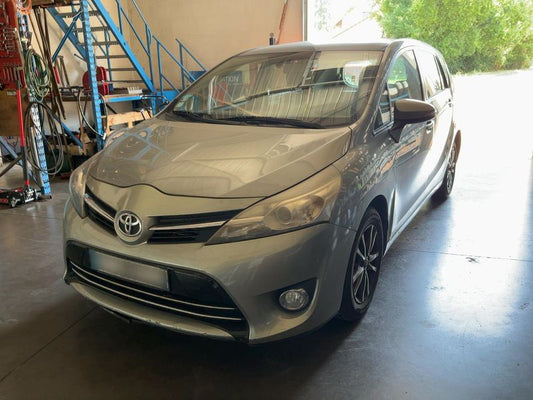 Toyota Verso 2.0 D-4D Dynamic 2013 – снимка 1
