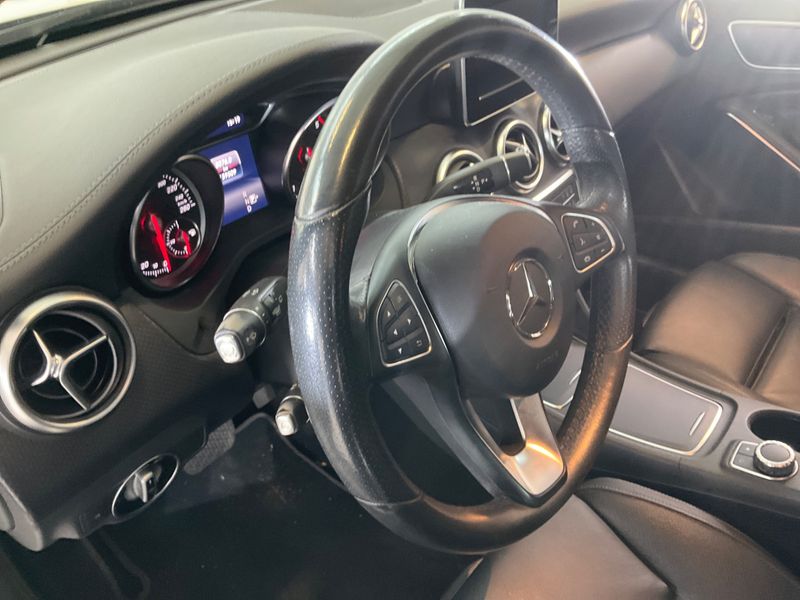 Mercedes-Benz A-Klasse A 200 CDI 4Matic Urban 2016 – снимка 36