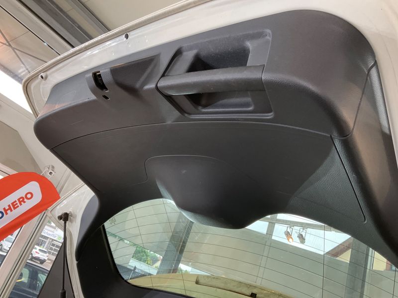 Mercedes-Benz A-Klasse A 200 CDI 4Matic Urban 2016 – снимка 31