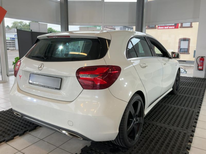 Mercedes-Benz A-Klasse A 200 CDI 4Matic Urban 2016 – снимка 8