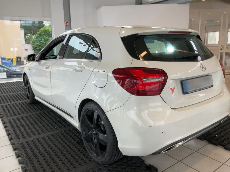 Mercedes-Benz A-Klasse A 200 CDI 4Matic Urban 2016 – снимка 6