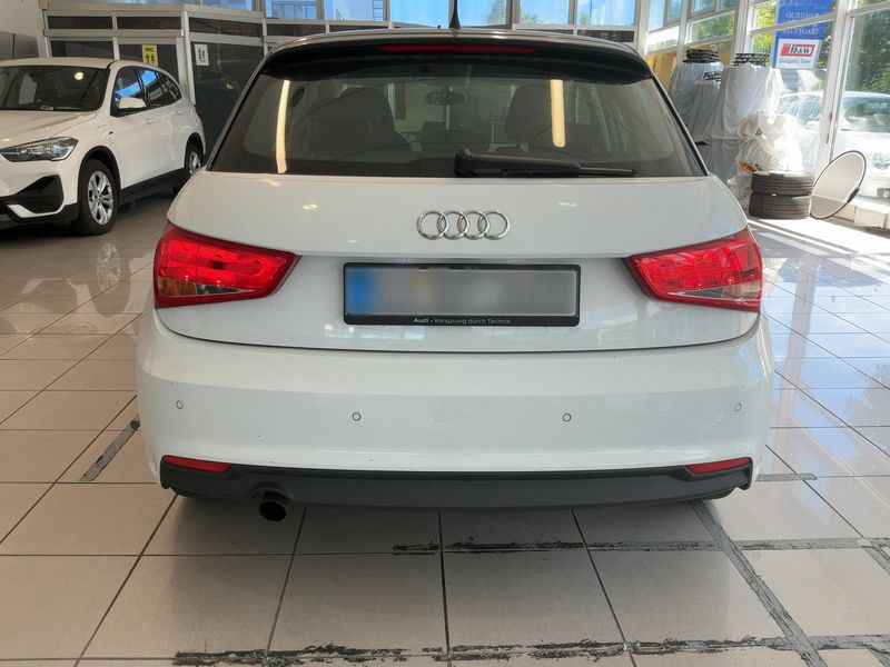 Audi A1 Sportback 1.0 TFSI 2015 – снимка 7