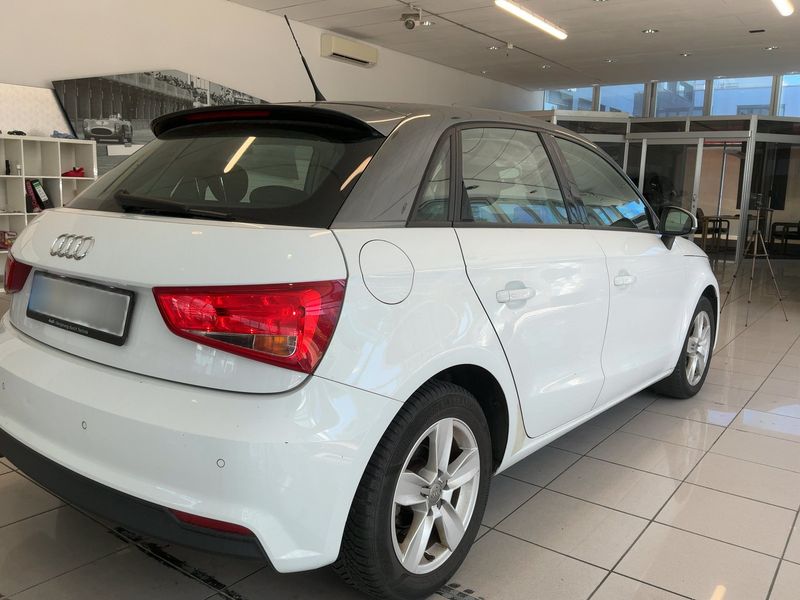 Audi A1 Sportback 1.0 TFSI 2015 – снимка 8