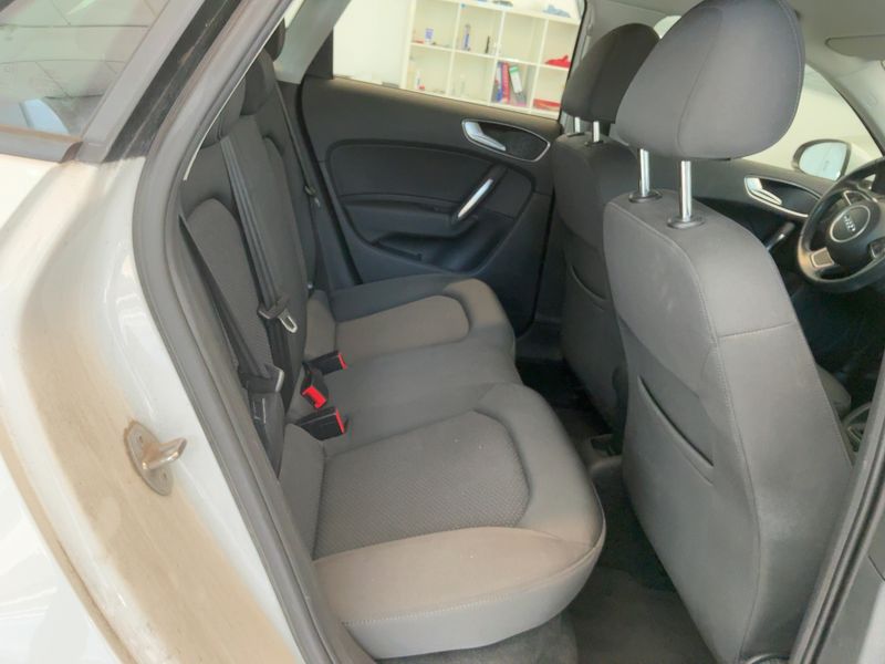Audi A1 Sportback 1.0 TFSI 2015 – снимка 19