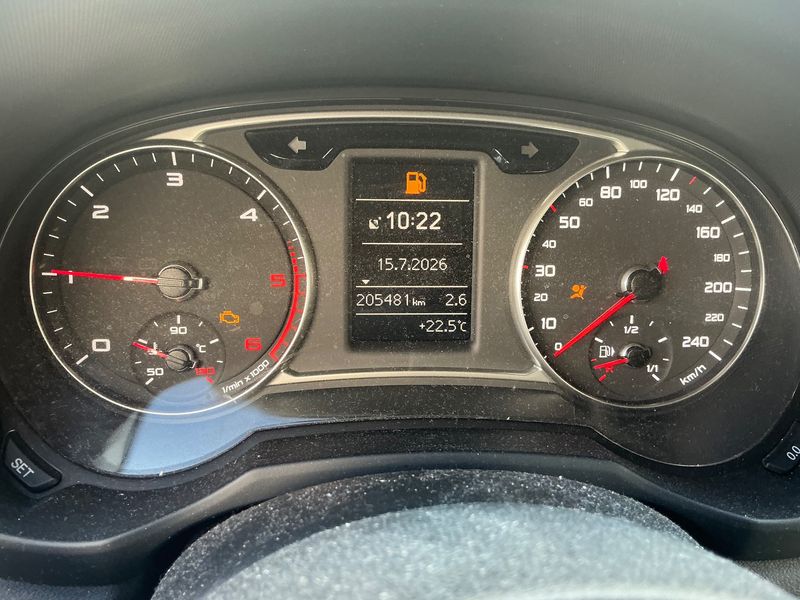 Audi A1 2.0 TDI Ambition 2012 – снимка 18