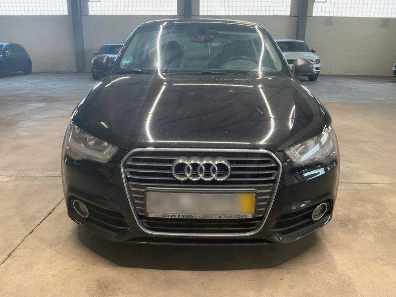 Audi A1 2.0 TDI Ambition 2012 – снимка 14