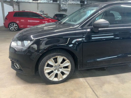 Audi A1 2.0 TDI Ambition 2012 – снимка 2