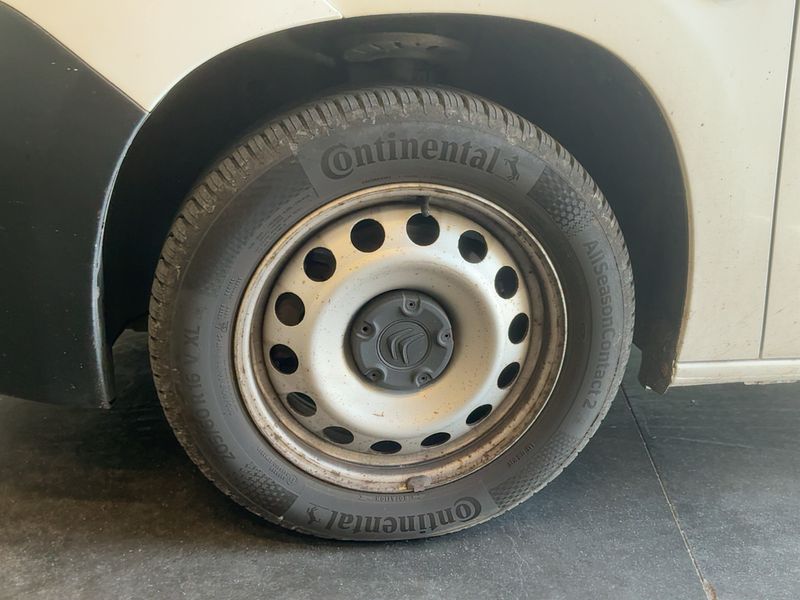 Citroen Berlingo 1.5 Blue-HDi Driver M 2019 – снимка 3