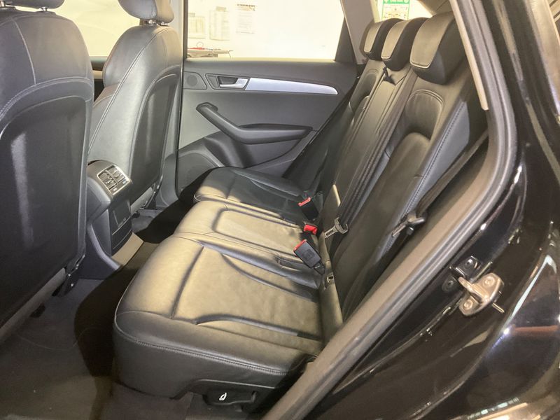 Audi Q5 3.0 V6 TDI quattro 2009 – снимка 33