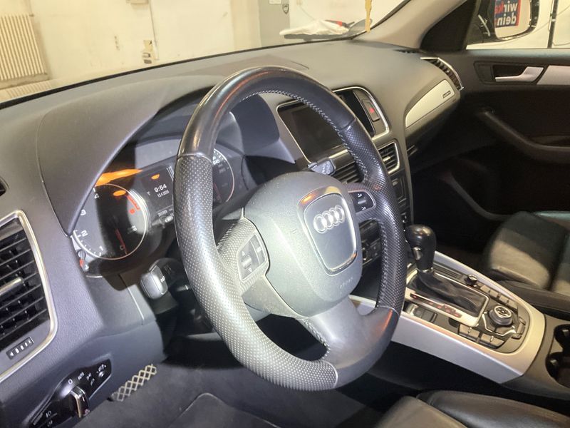 Audi Q5 3.0 V6 TDI quattro 2009 – снимка 31