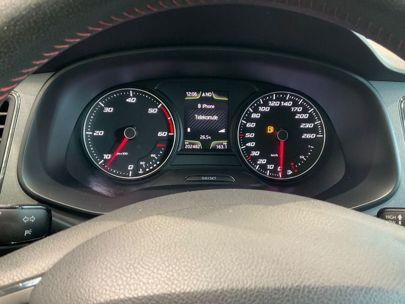 Seat Leon 2.0 TDI FR 2015 – снимка 18