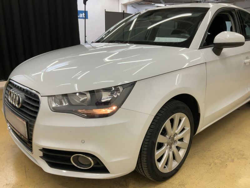 Audi A1 Sportback 1.6 TDI Ambition 2013 – снимка 2