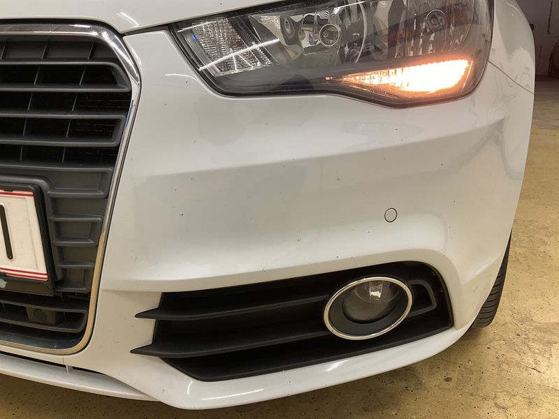 Audi A1 Sportback 1.6 TDI Ambition 2013 – снимка 25