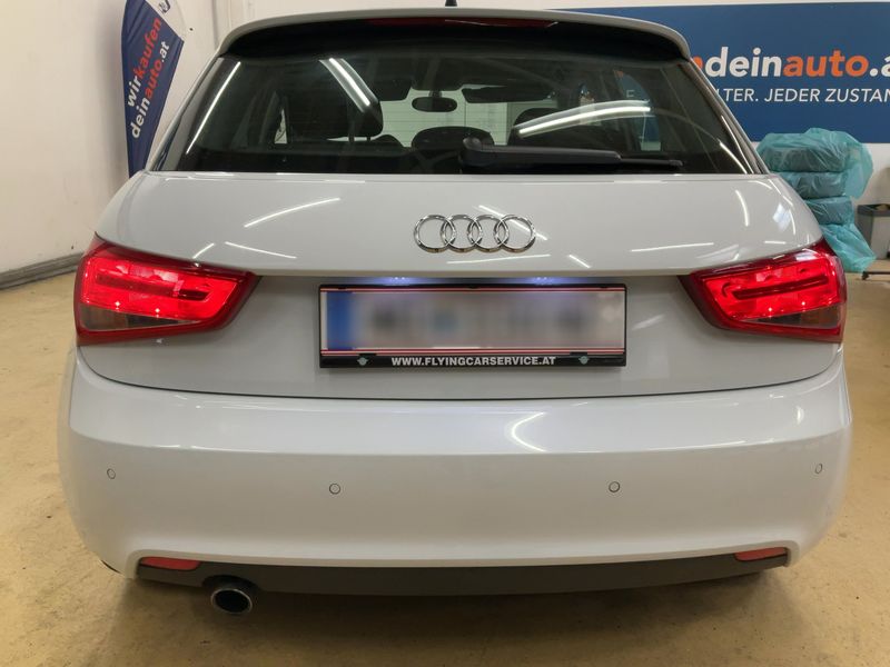 Audi A1 Sportback 1.6 TDI Ambition 2013 – снимка 7