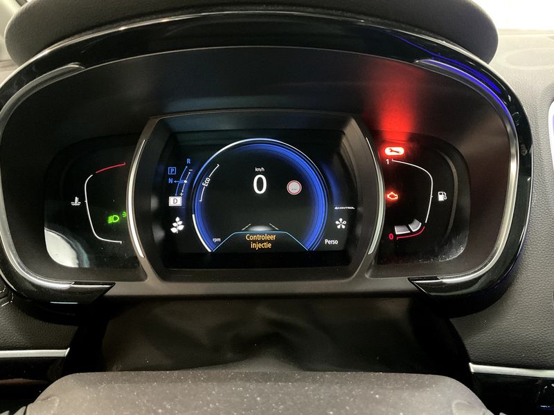 Renault Espace 1.6 dCi Energy Initiale Paris 2017 – снимка 26