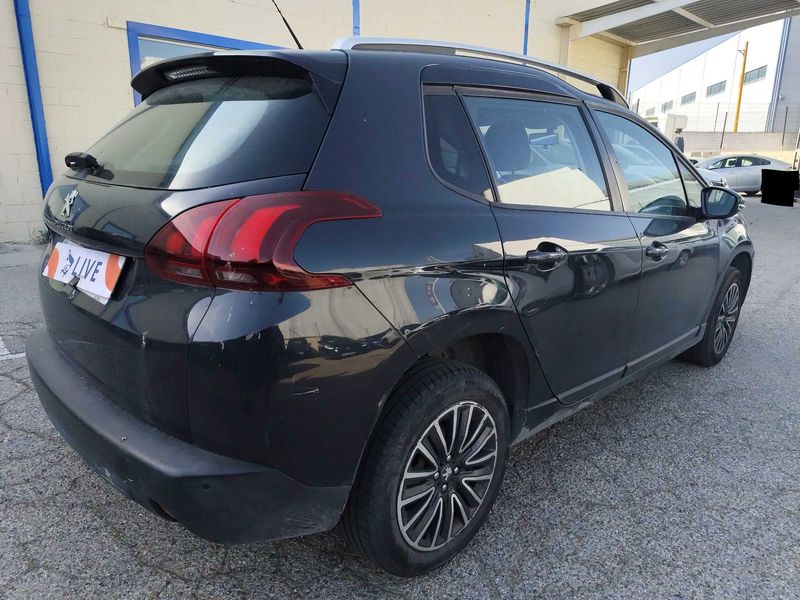Peugeot 2008 1.5 Blue-HDi Allure 2019 – снимка 5