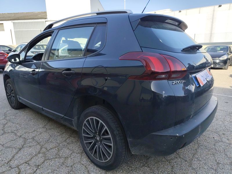 Peugeot 2008 1.5 Blue-HDi Allure 2019 – снимка 3