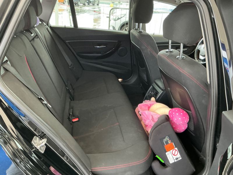 BMW 3er 318d 2013 – снимка 19