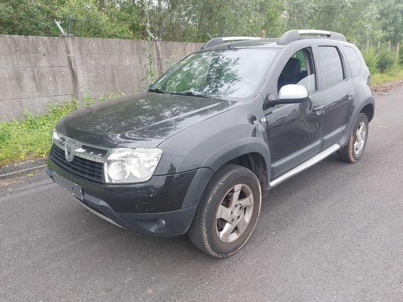 Dacia Duster 1.5 dCi Prestige 4x2 2011 – снимка 2