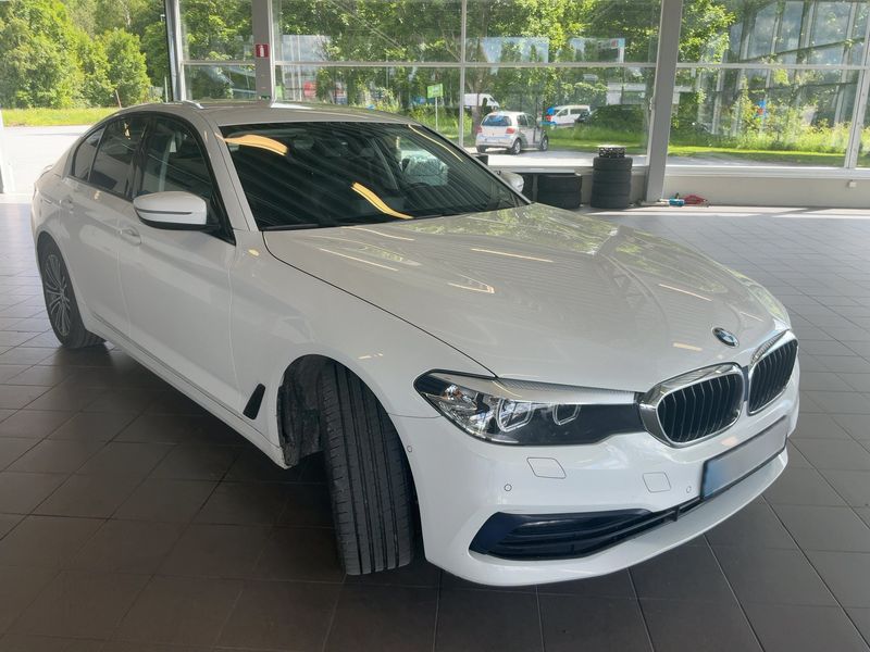 BMW 5er 520d Mild-Hybrid xDrive Sport Line 2020 – снимка 12