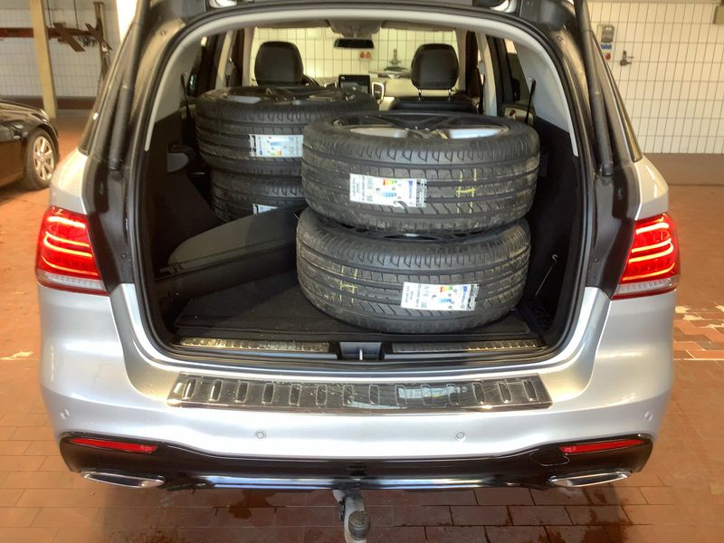 Mercedes-Benz GLE-Klasse GLE 350 d 4Matic AMG Line 2017 – снимка 16