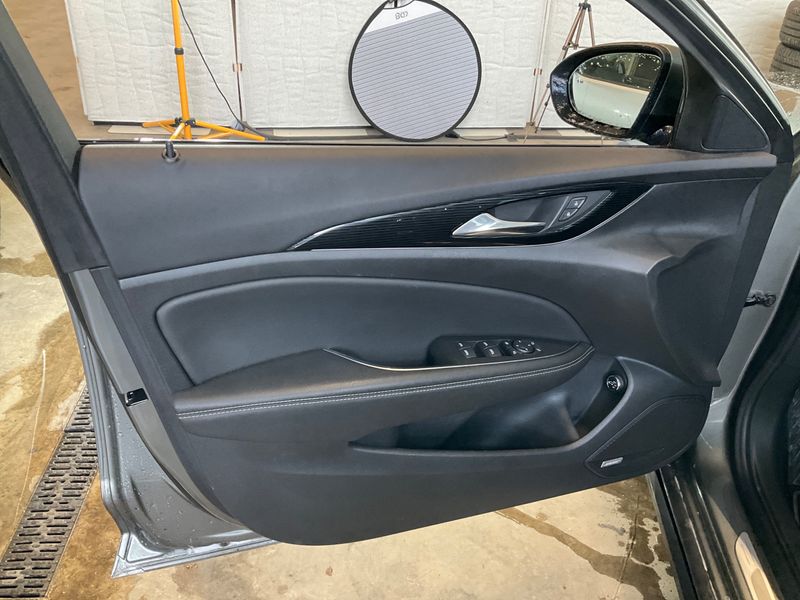 Opel Insignia Country Tourer 2.0 CDTI Basis 4x4 2019 – снимка 22