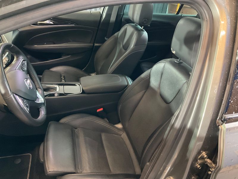 Opel Insignia Country Tourer 2.0 CDTI Basis 4x4 2019 – снимка 21