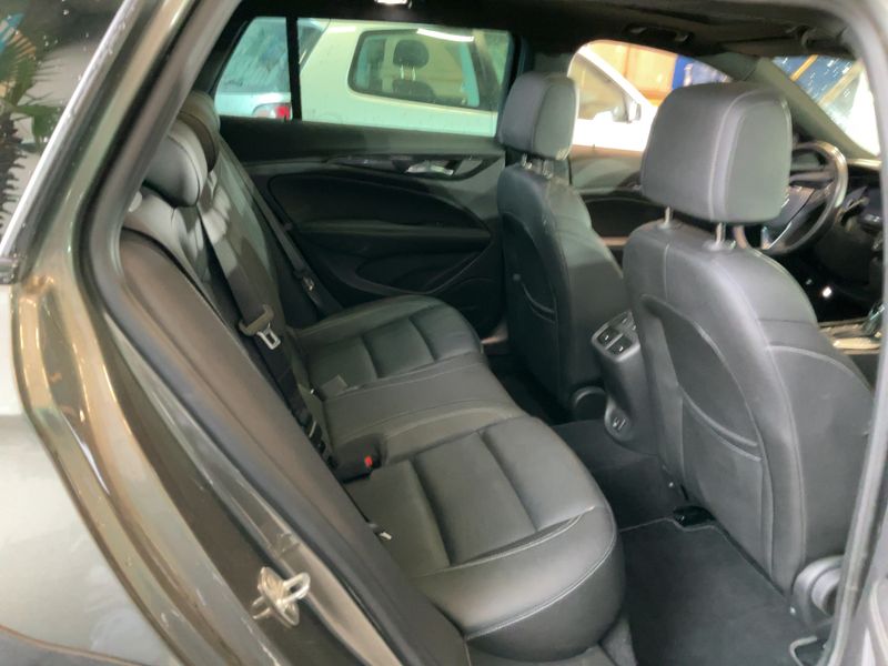 Opel Insignia Country Tourer 2.0 CDTI Basis 4x4 2019 – снимка 19